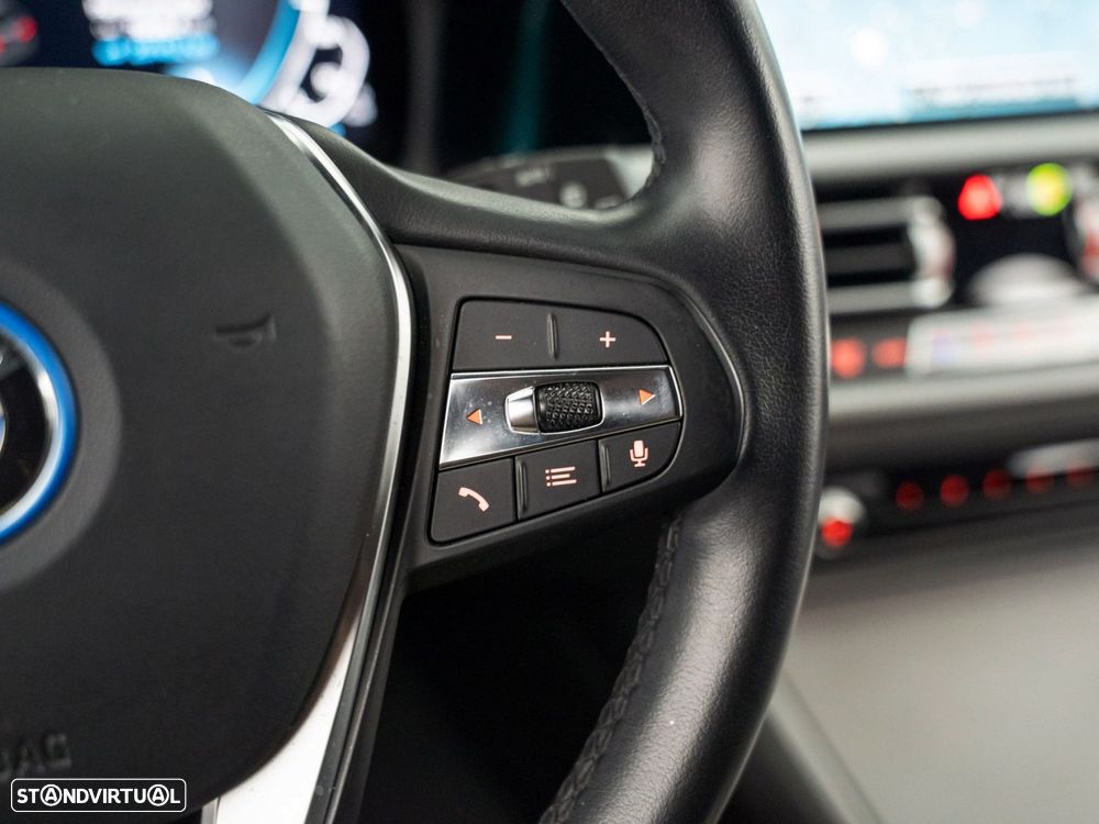 BMW 320 e Corporate Edition Auto - 23