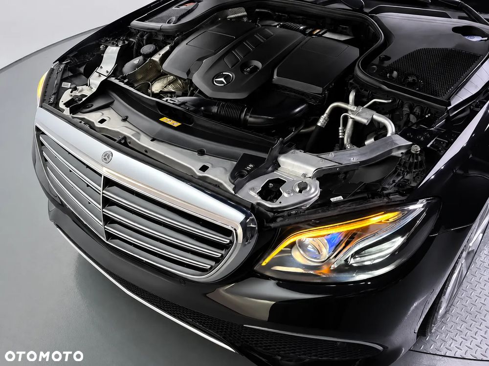 Mercedes-Benz Klasa E 220 d 4Matic All-Terrain 9G-TRONIC Exclusive - 7