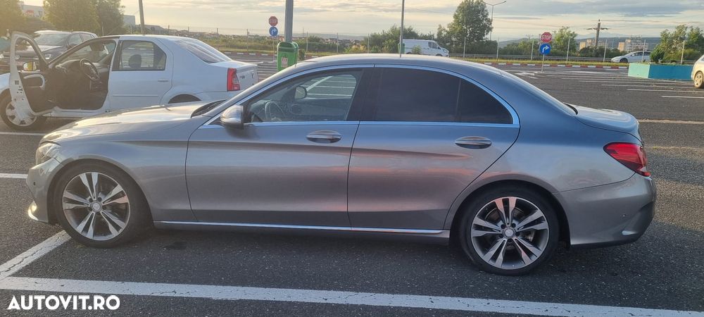 Mercedes-Benz C - 5