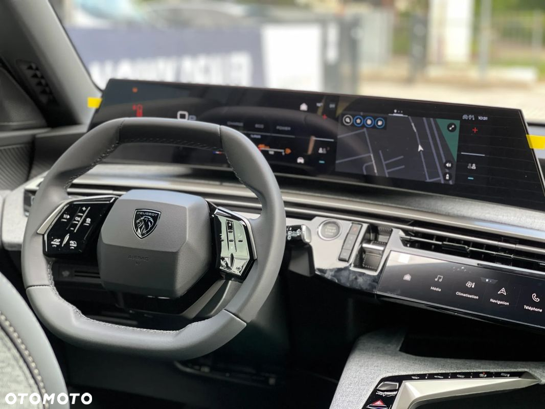Peugeot 5008 1.2 PureTech mHEV Allure S&S e-DCS6 - 27