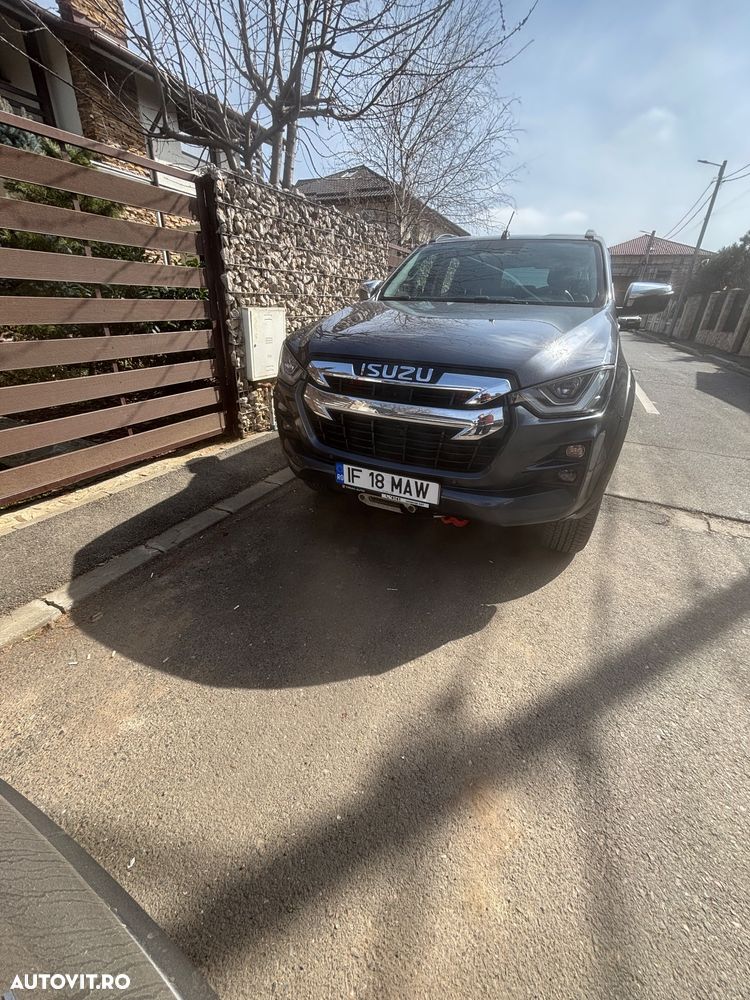 Isuzu D-Max 1.9 DSL 4x4 Double Cab Premium - 3