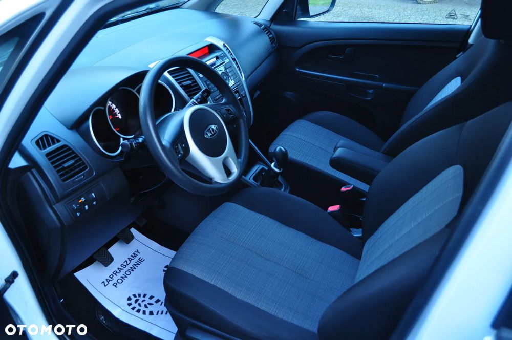 Kia Venga 1.4 CVVT Spirit - 17