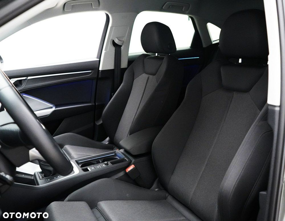 Audi Q3 Sportback - 24