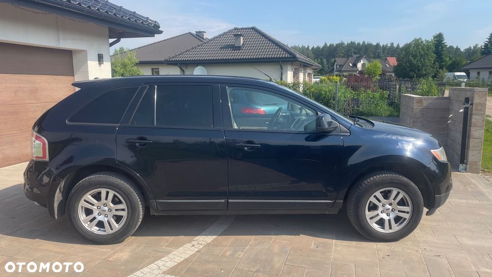 Ford Edge - 4