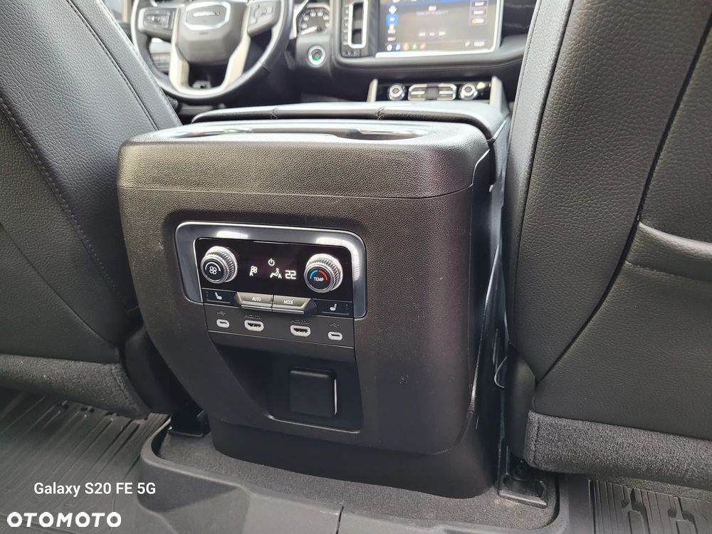GMC Yukon - 30