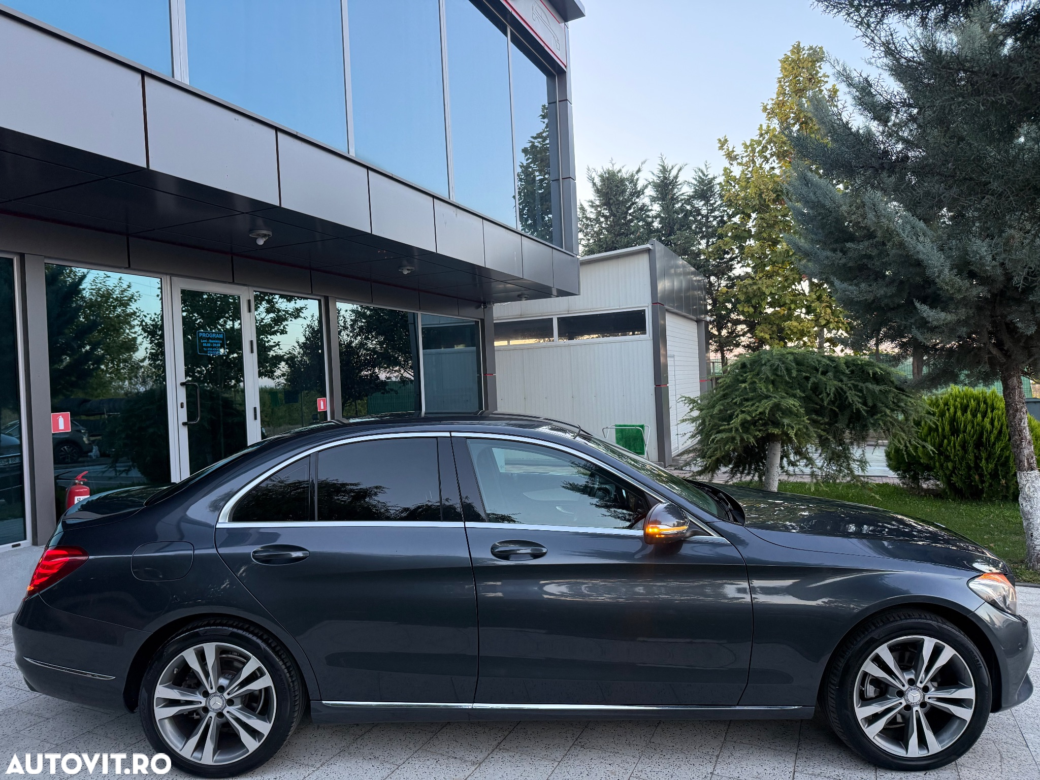 Mercedes-Benz C 220 T CDI DPF Automatik Avantgarde - 3