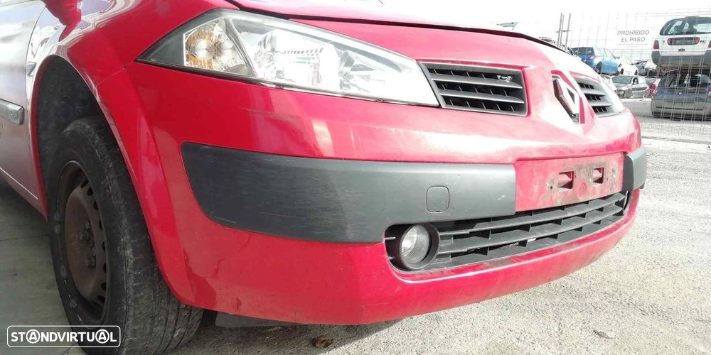 PARA-CHOQUES FRONTAL RENAULT MEGANE II 2002 -8200113652 - 1