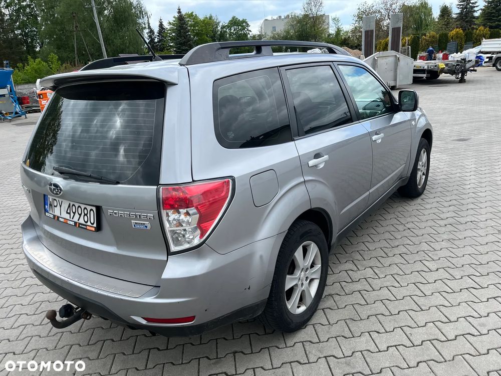Subaru Forester 2.0D Comfort - 10