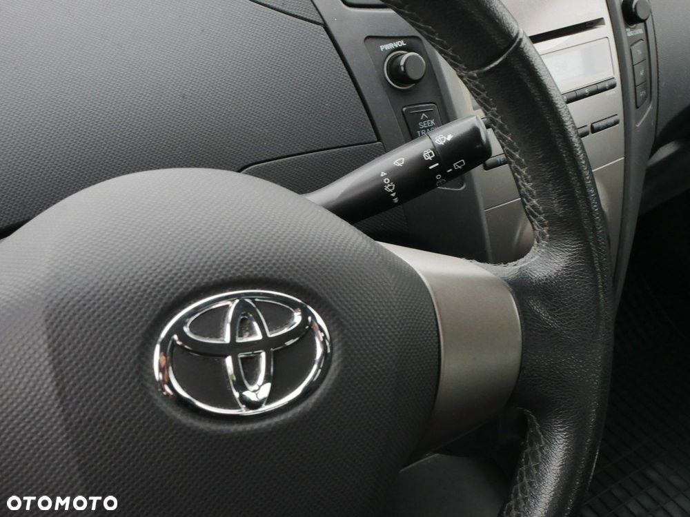 Toyota Yaris 1.33 Active - 16