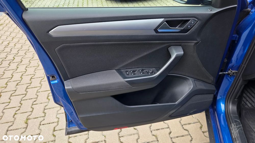 Volkswagen T-Roc 1.5 TSI Life - 22