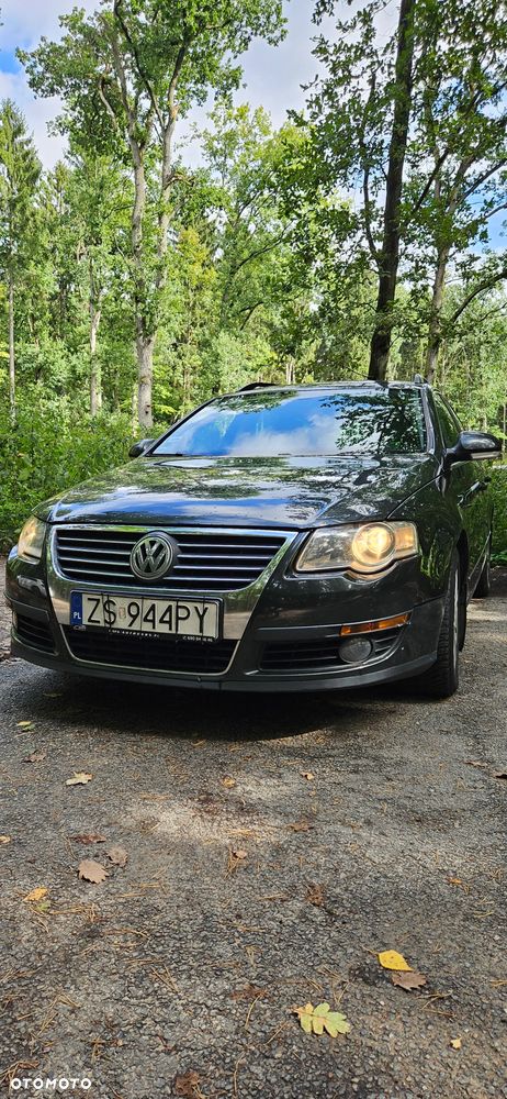 Volkswagen Passat 1.9 TDI Highline - 13
