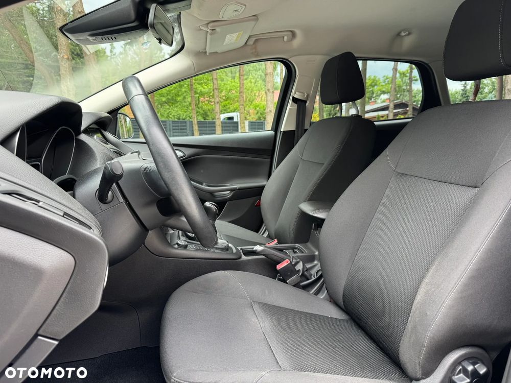 Ford Focus 1.0 EcoBoost Titanium - 18