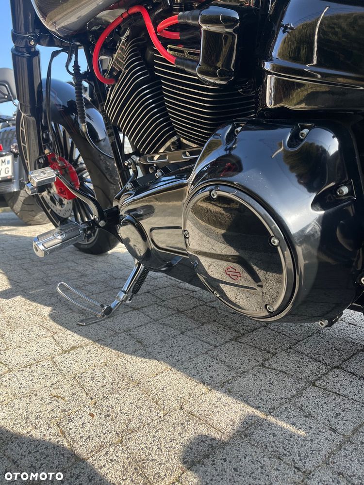 Harley-Davidson FXSB Breakout - 17