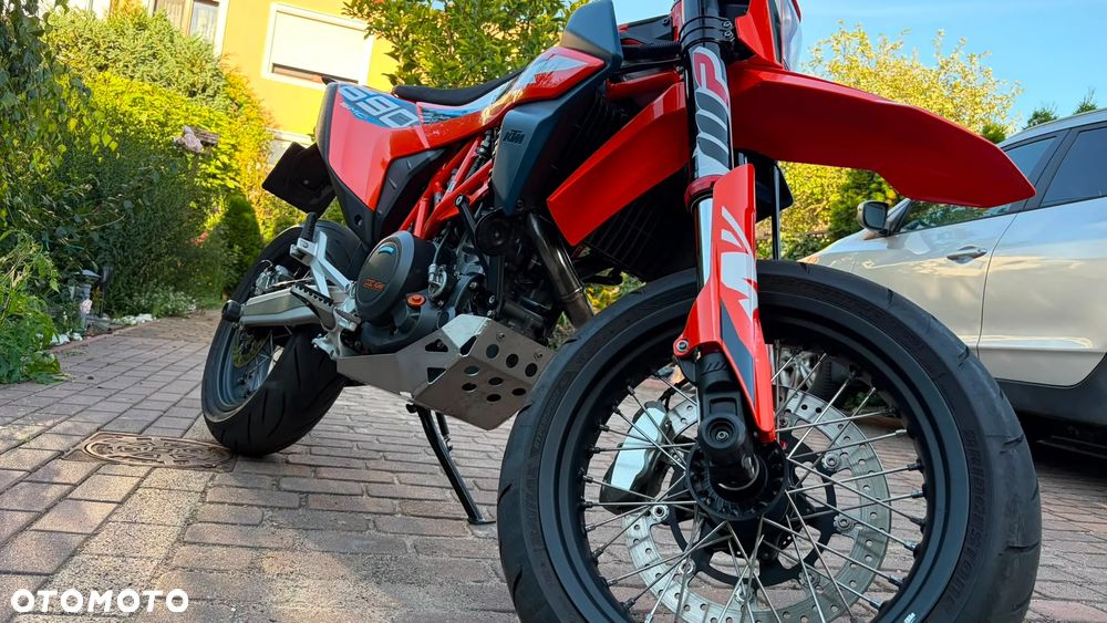 KTM SMC 690 - 10