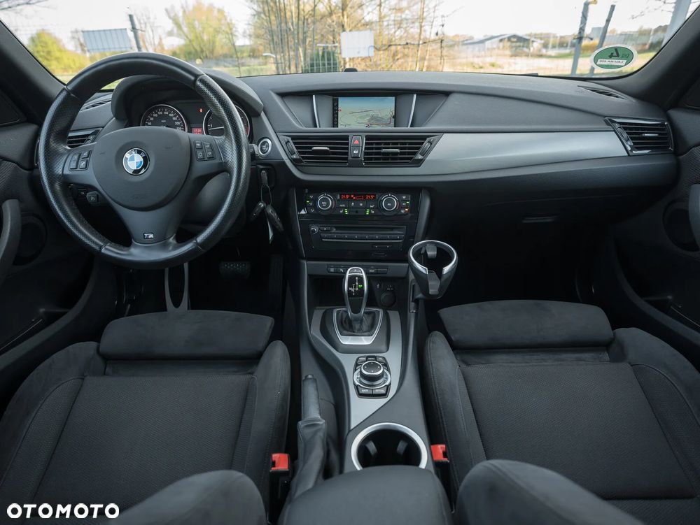 BMW X1 sDrive20d Sport Line - 22