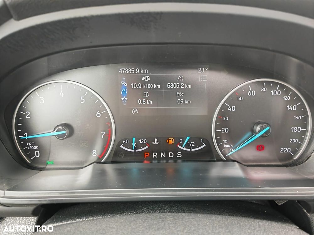 Ford EcoSport - 13