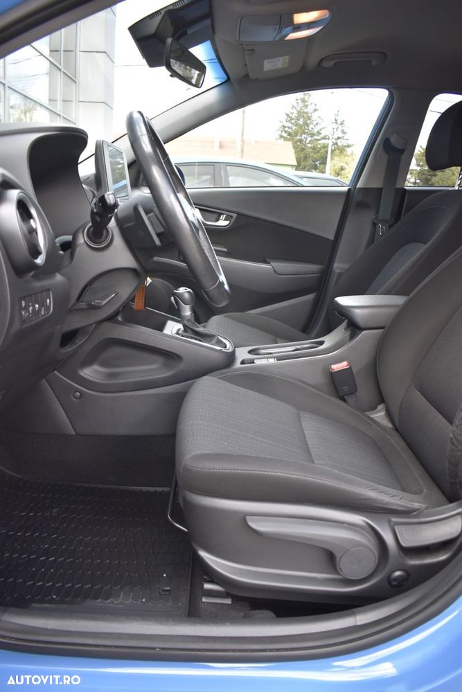 Hyundai KONA - 39