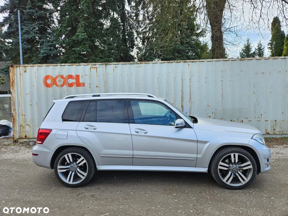 Mercedes-Benz GLK - 12