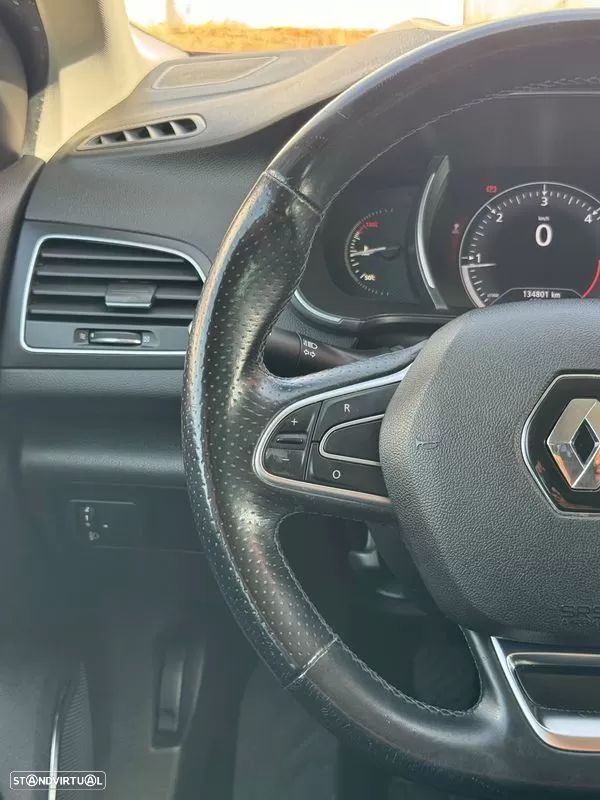 Renault Mégane Sport Tourer 1.6 dCi GT Line - 19