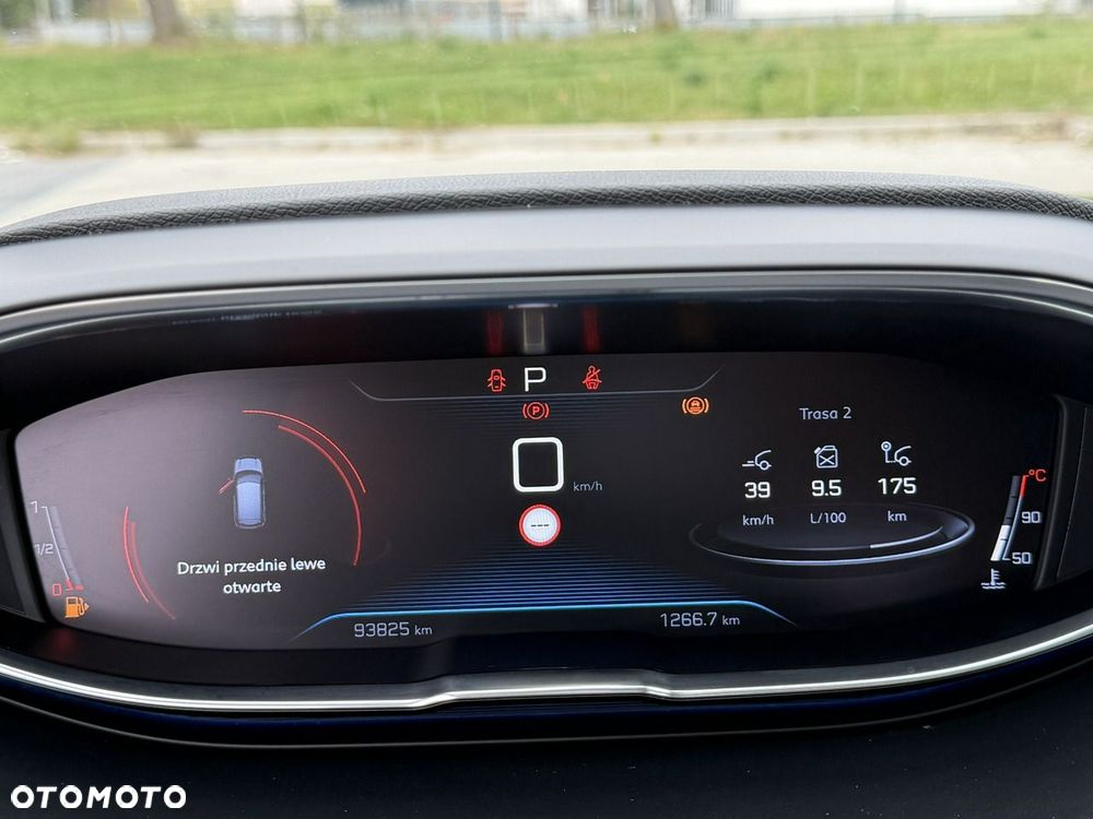 Peugeot 3008 THP 165 EAT6 Stop & Start Allure - 28