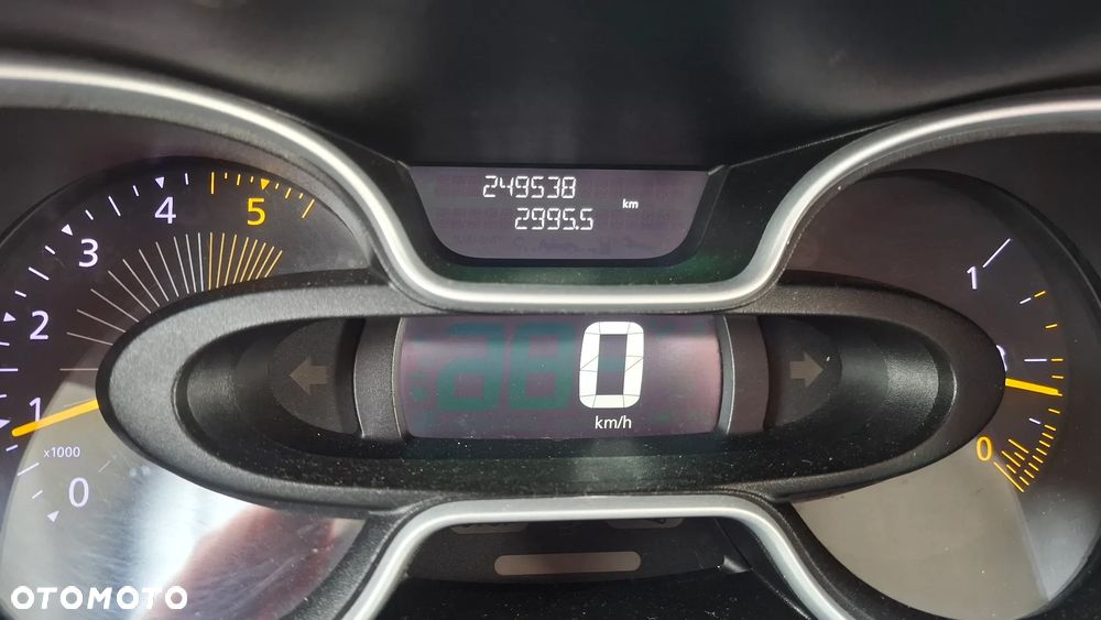 Renault Trafic Grand 1.6 dCi - 14