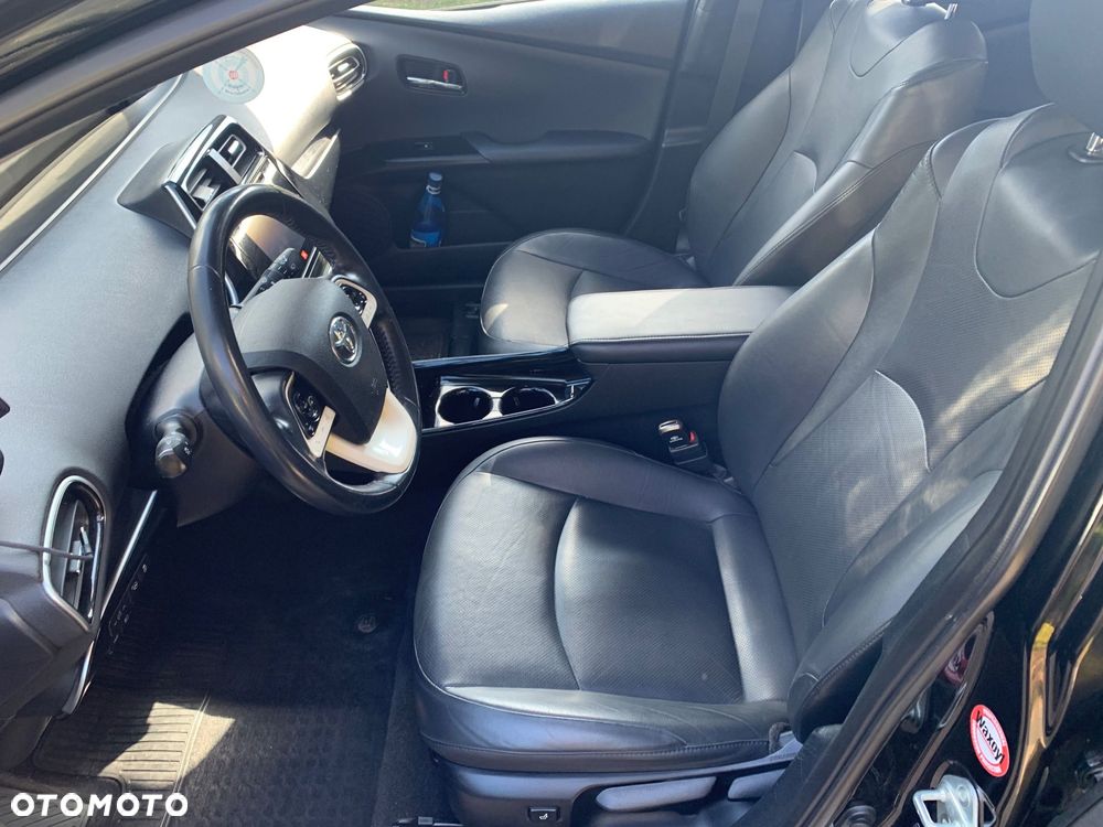 Toyota Prius 1.8 Hybrid Prestige - 9