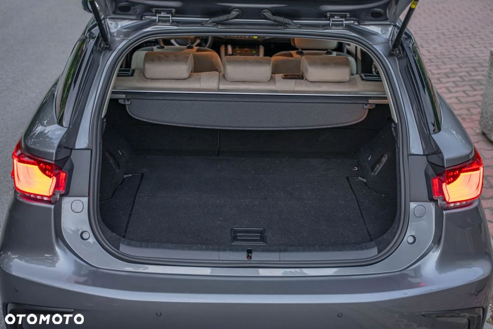 Lexus CT 200h Business Edition - 28