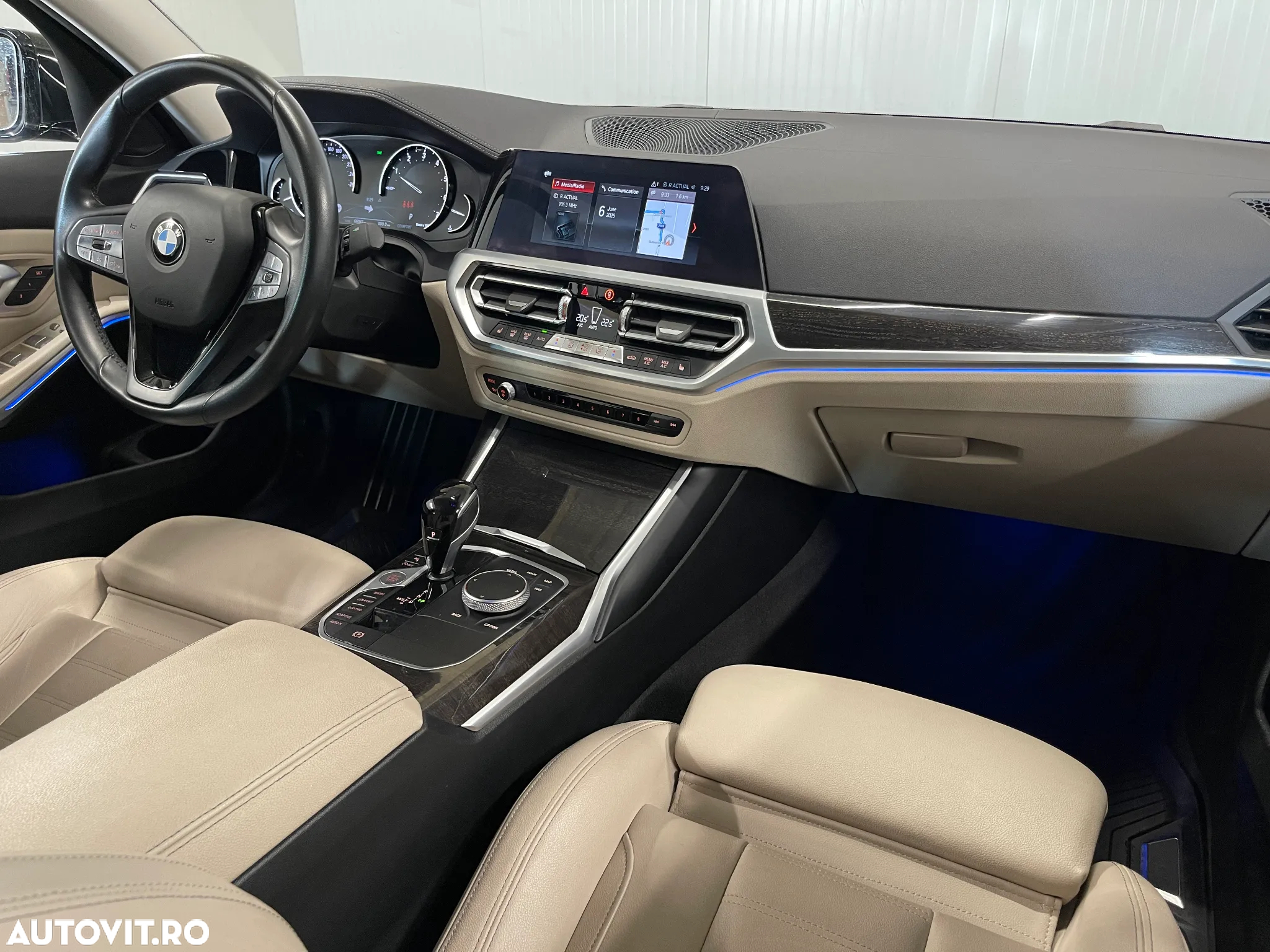 BMW Seria 3 330i xDrive AT - 9