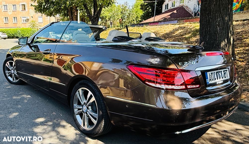 Mercedes-Benz E - 11