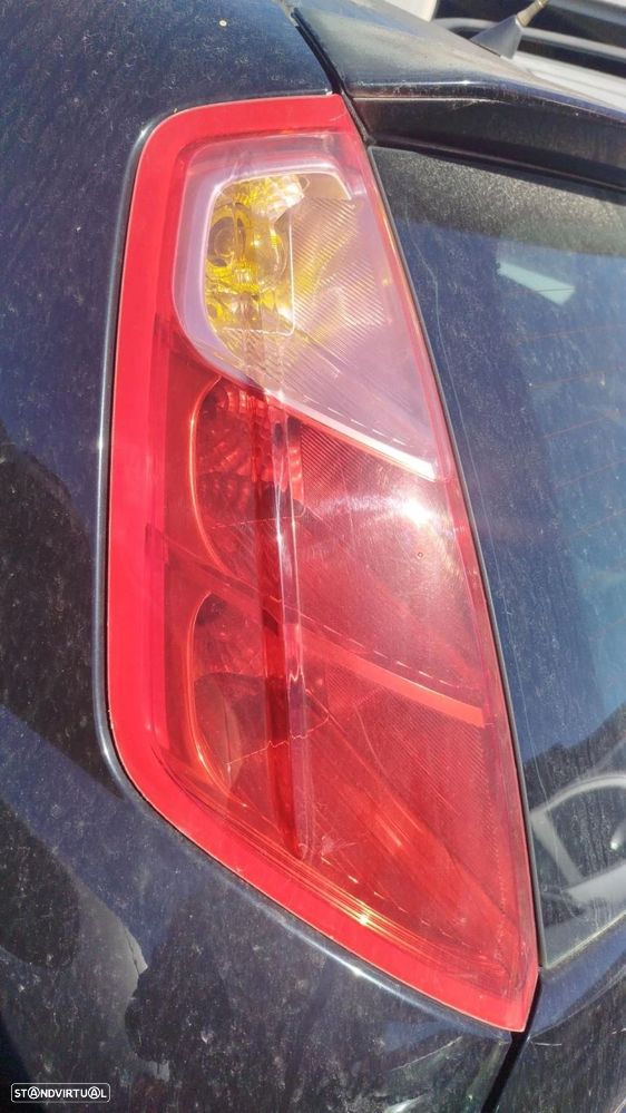 Farolim esquerdo FIAT Grande Punto (199_) - 1