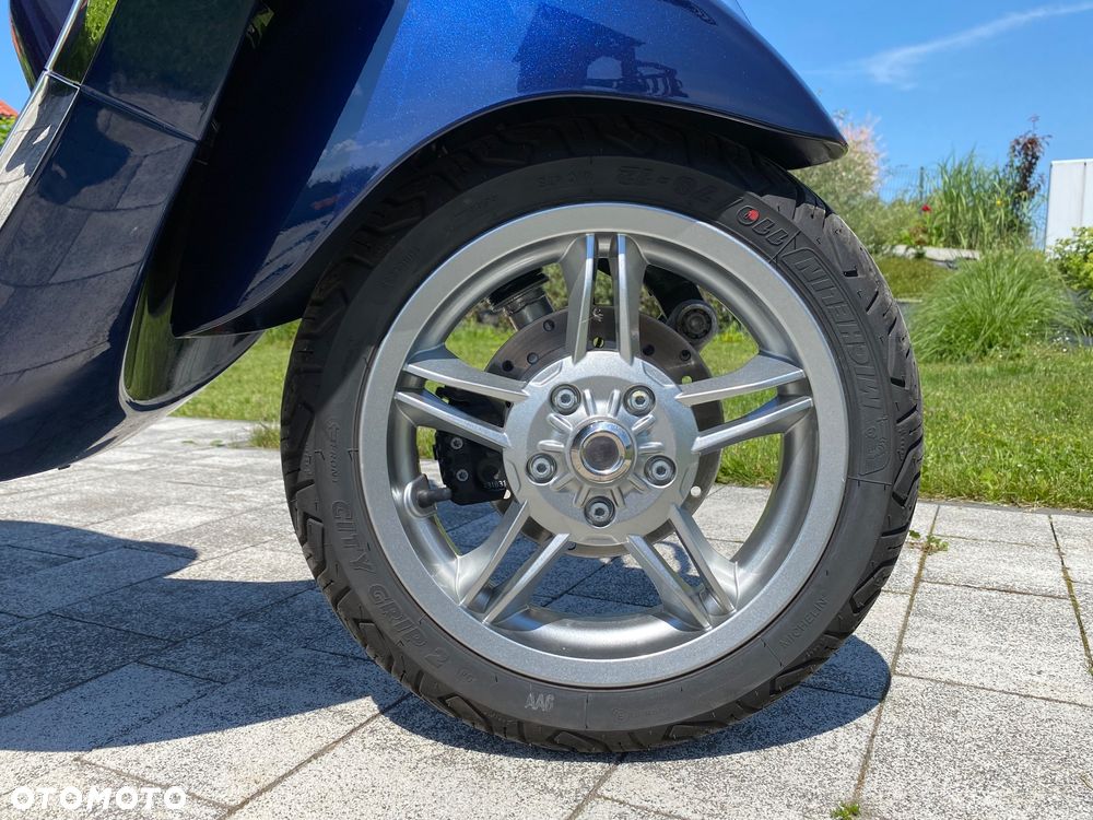 Vespa Primavera - 8