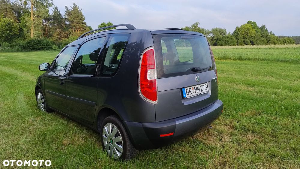 Skoda Roomster 1.2 12V HTP PLUS EDITION - 10