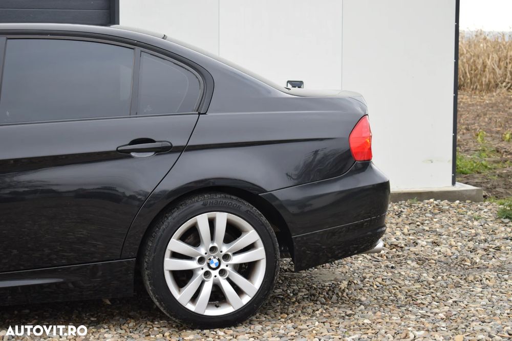 BMW Seria 3 320d DPF - 12