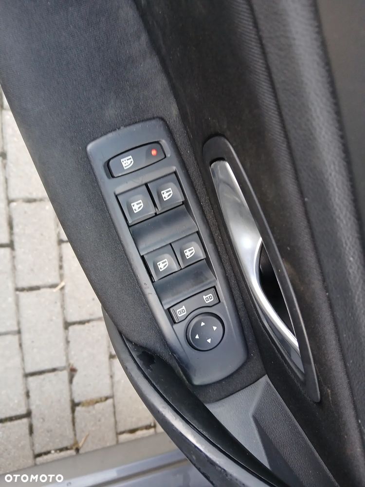 Renault Laguna 1.6 16V 110 Expression - 9