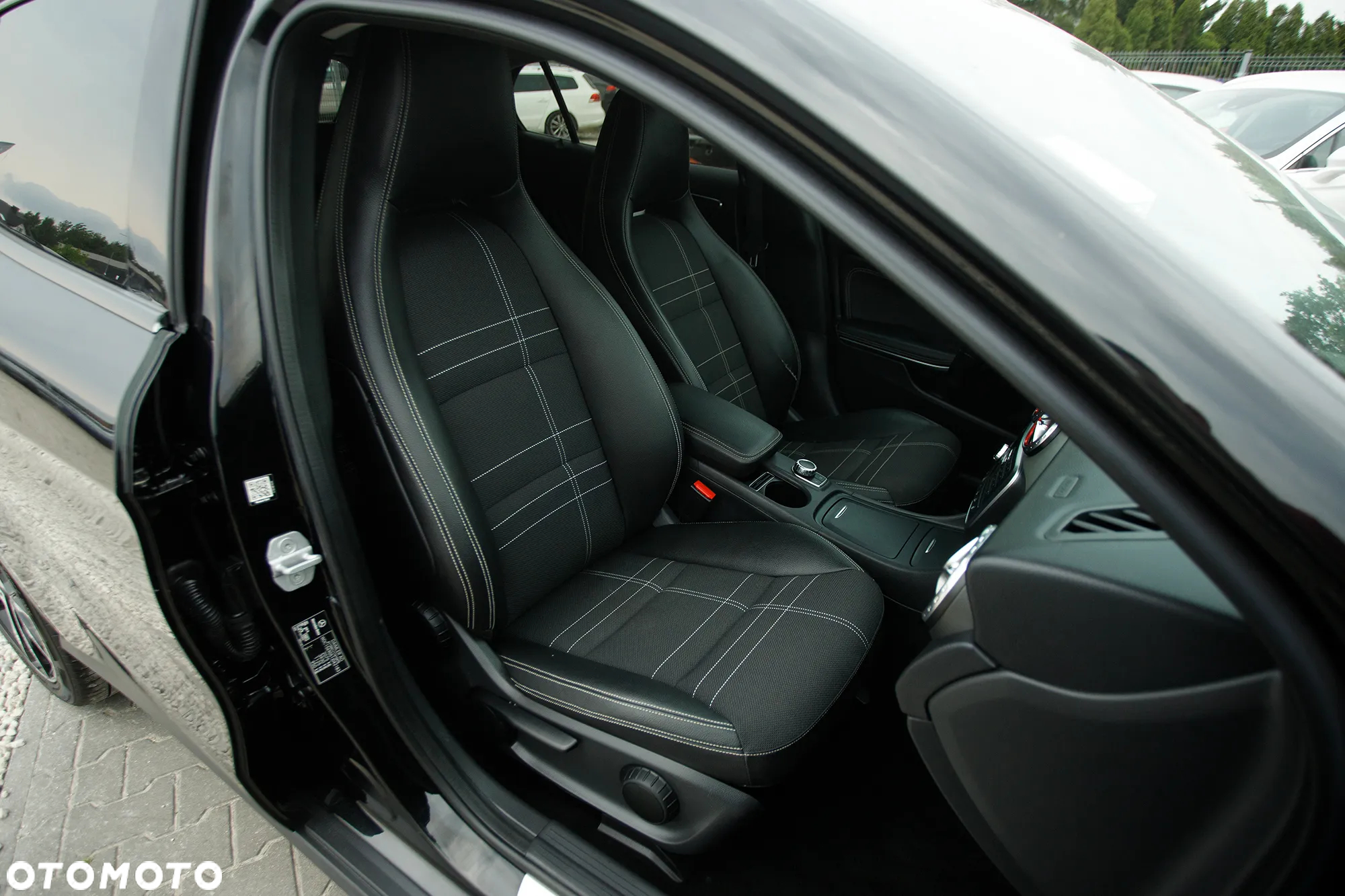 Mercedes-Benz GLA 220 CDI 4Matic 7G-DCT - 18