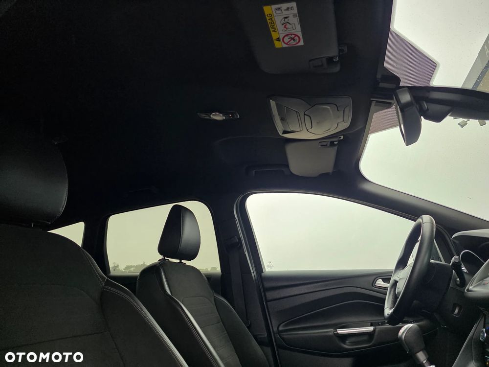 Ford Kuga 2.0 TDCi FWD ST-Line - 29