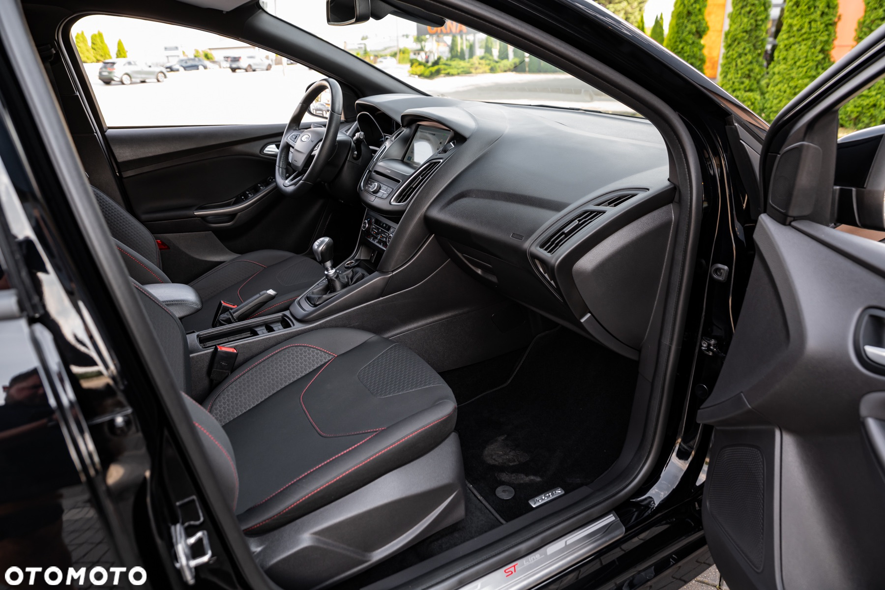 Ford Focus 1.5 EcoBoost Start-Stopp-System ST-LINE - 24