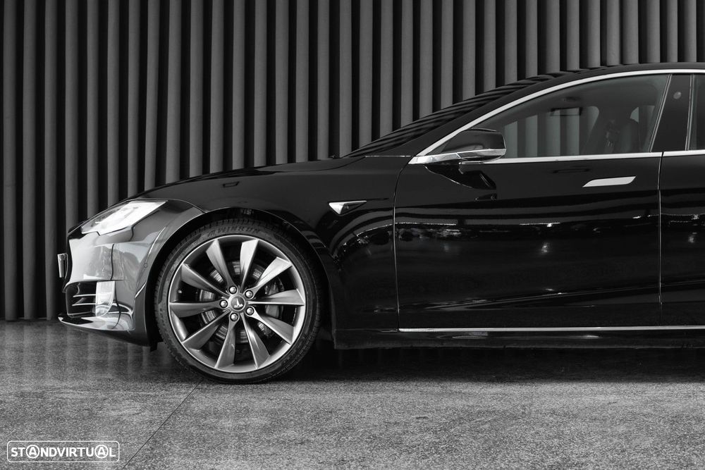 Tesla Model S 75D - 7