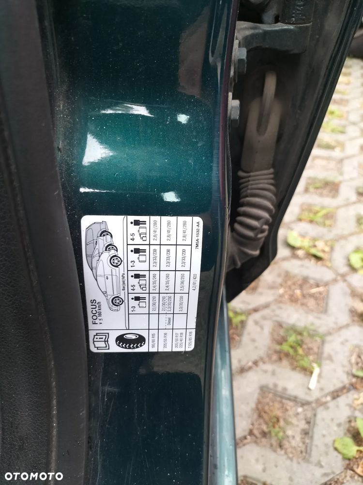 Ford Focus - 27