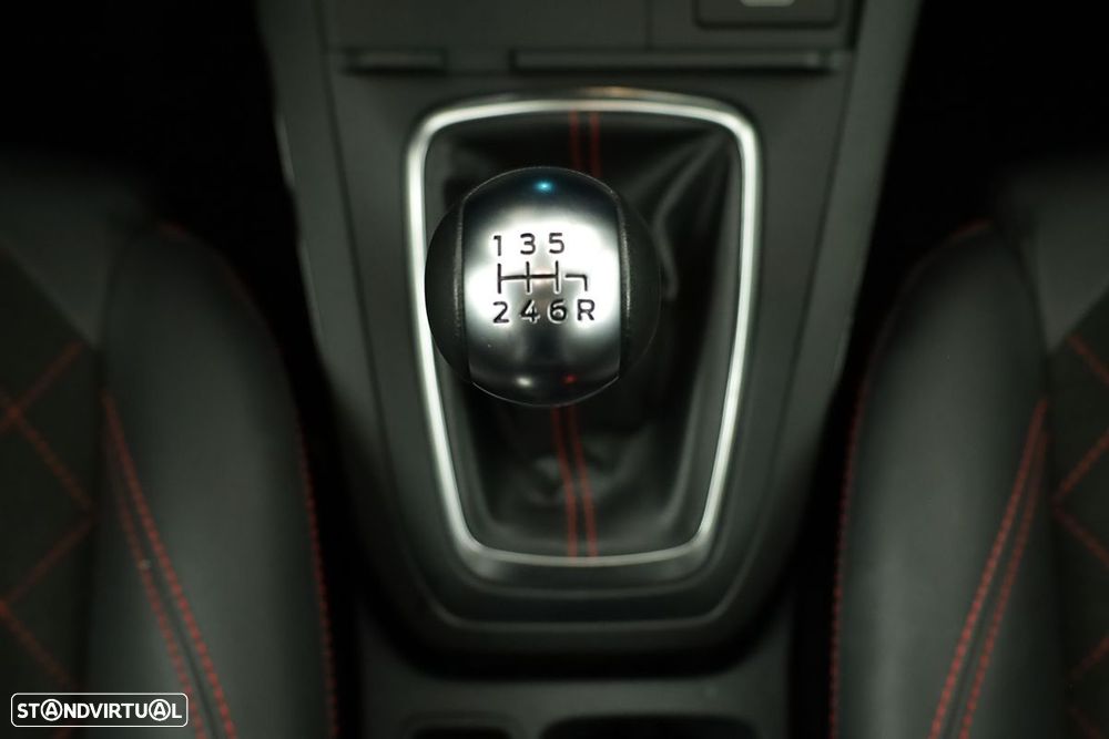 Ford Puma 1.0 EcoBoost MHEV ST-Line X - 14