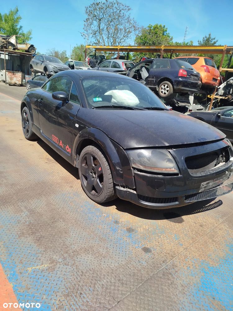 Audi TT na części. - 3