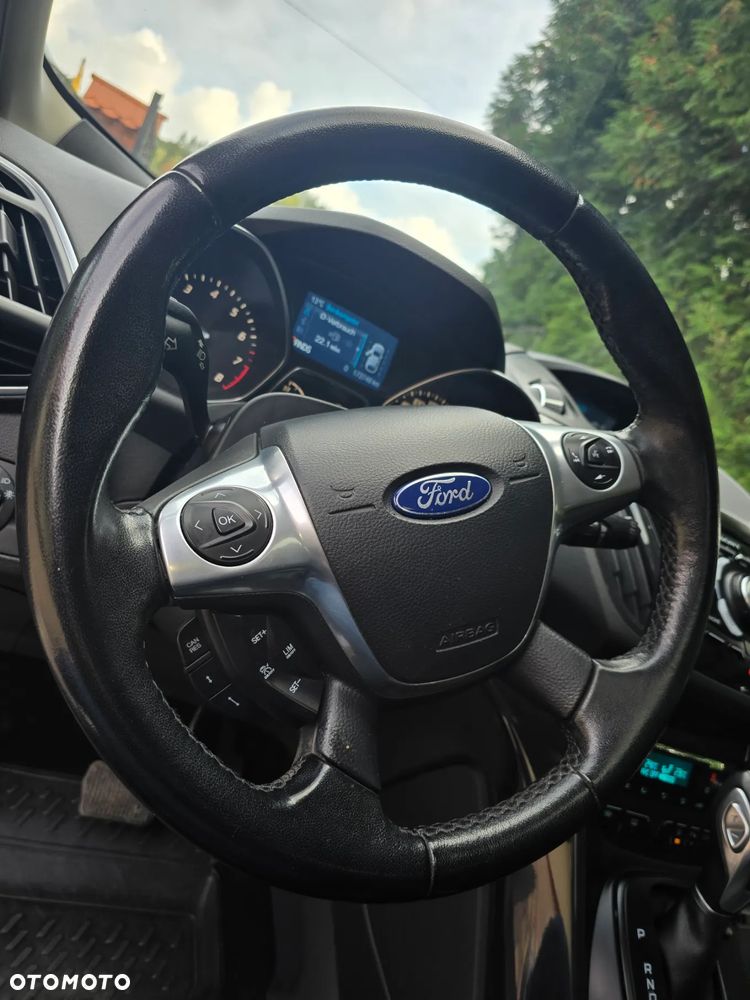 Ford Kuga 1.6 EcoBoost 4x4 Titanium - 10