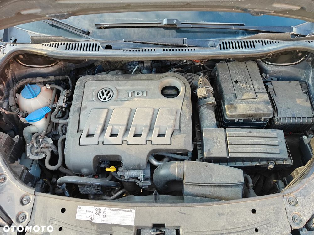 Volkswagen Touran - 9