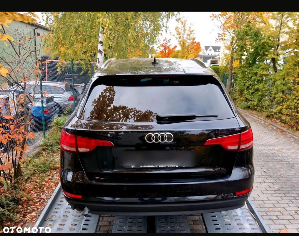 Audi A4 - 4