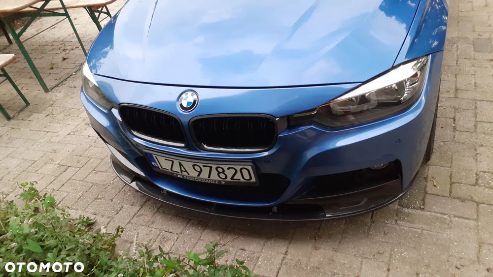 BMW Seria 3 320i xDrive M Sport - 36