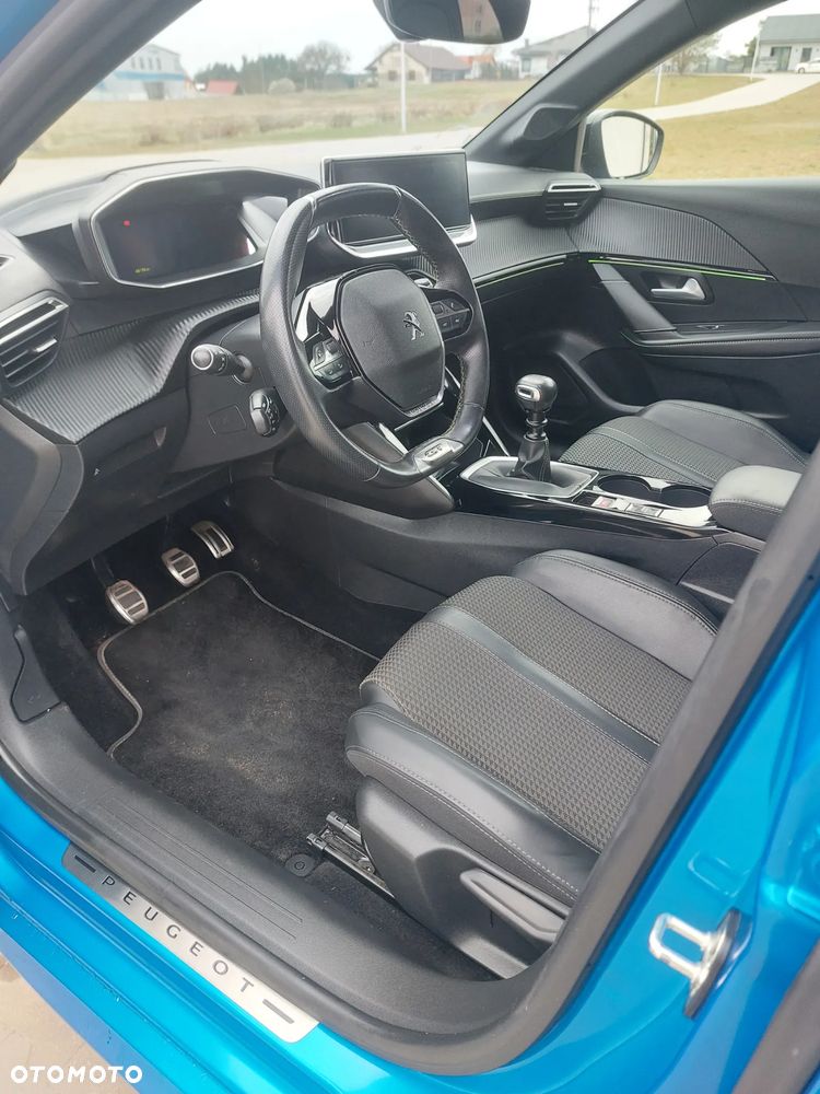 Peugeot 208 1.2 PureTech GT Pack S&S - 35