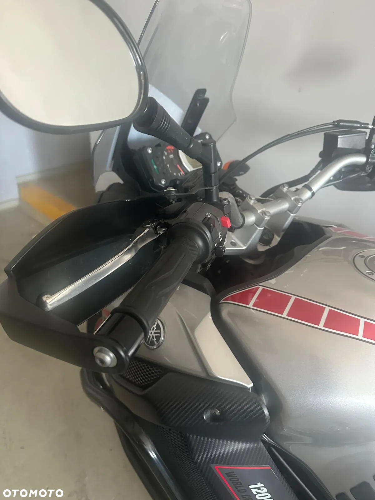 Yamaha XT - 9