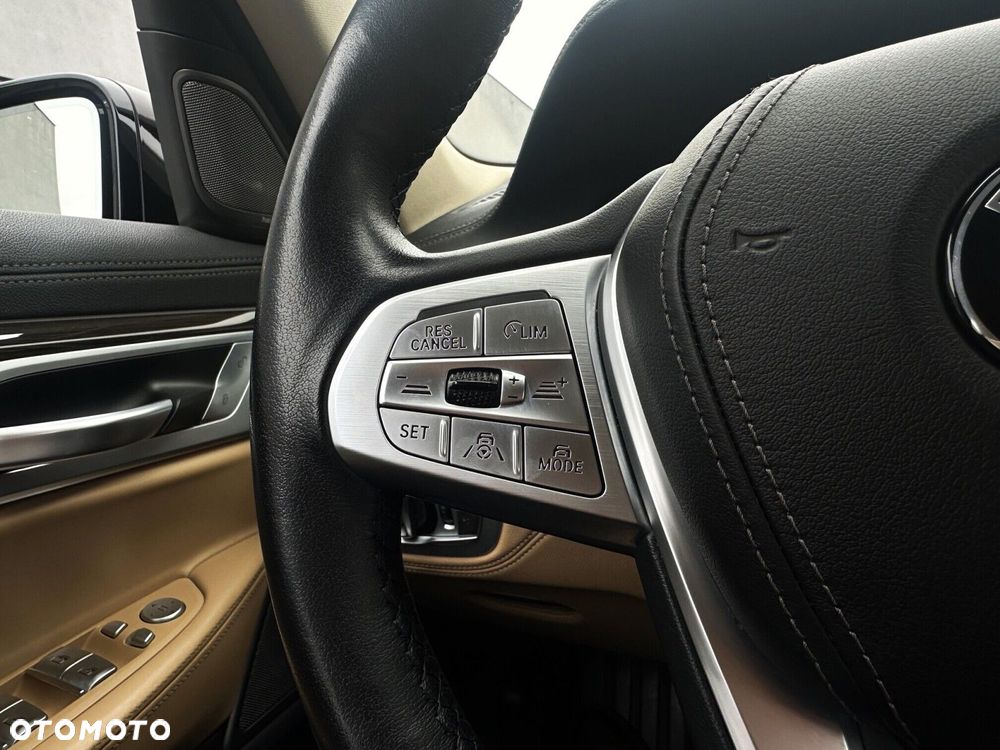 BMW Seria 7 740d xDrive - 14
