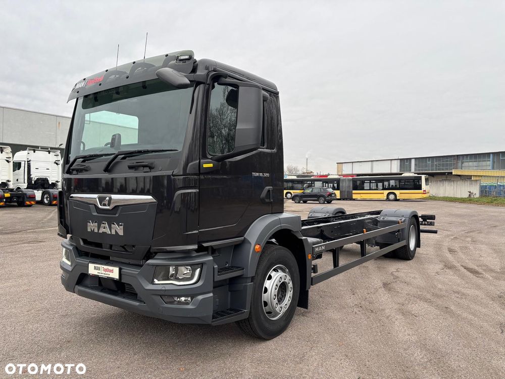 MAN 18.320 - 3