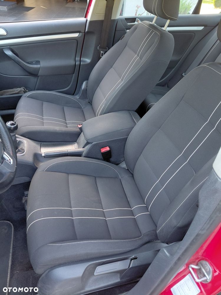 Volkswagen Jetta - 6